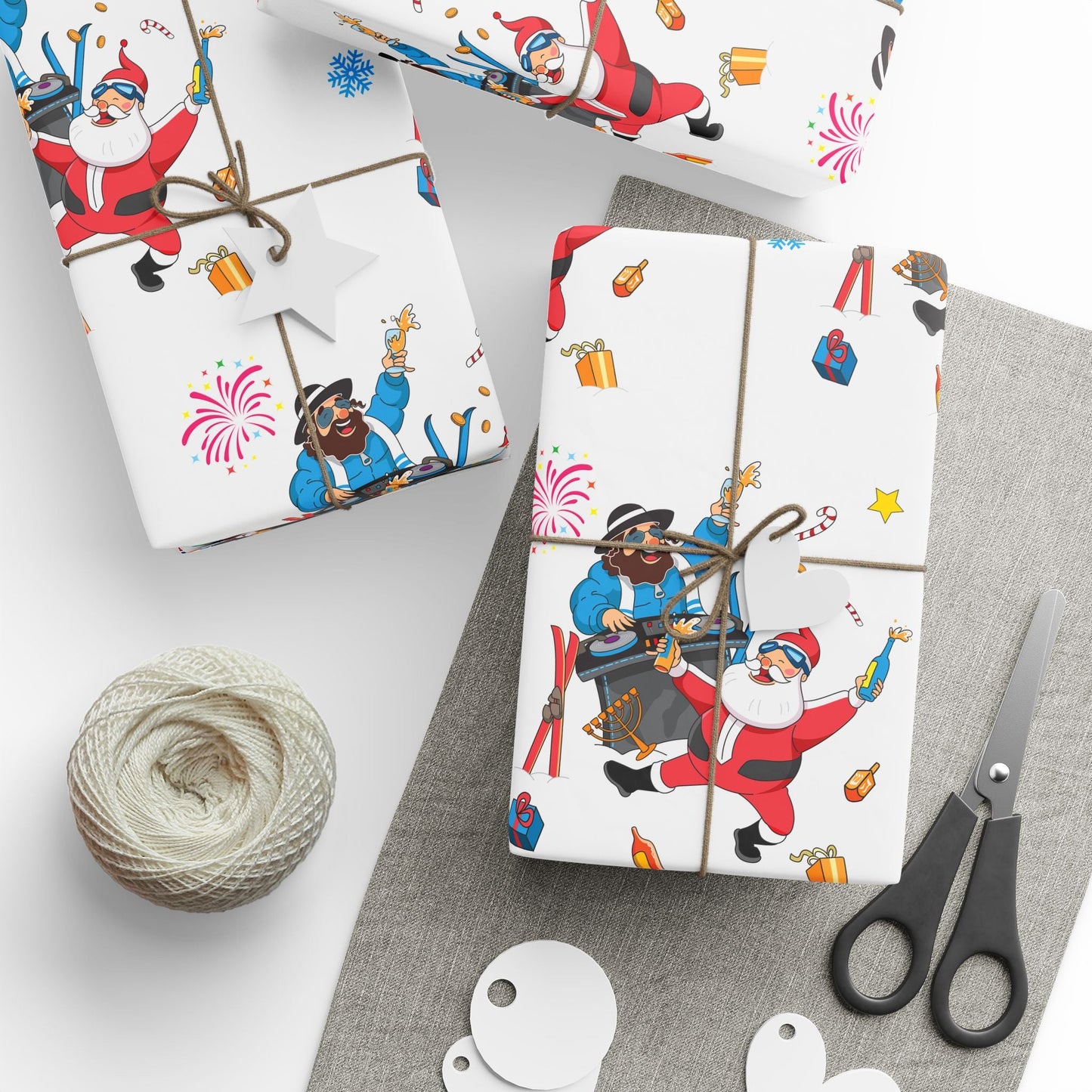 Santa & Rabbi Après - Ski Chrismukkah Wrapping Paper – White - Yamaclaus - Home Decor